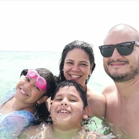 Profile Picture of Andreina De rios (@andreina_rami30) on Poshmark