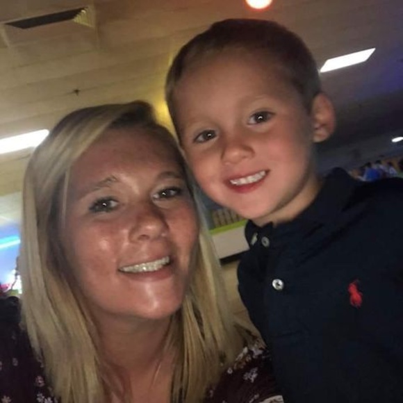 Profile Picture of Scott Senters (@scottcenters333) on Poshmark