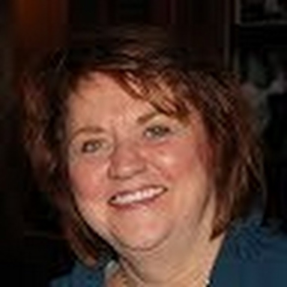 Profile Picture of Cecile Theroux (@ctheroux) on Poshmark