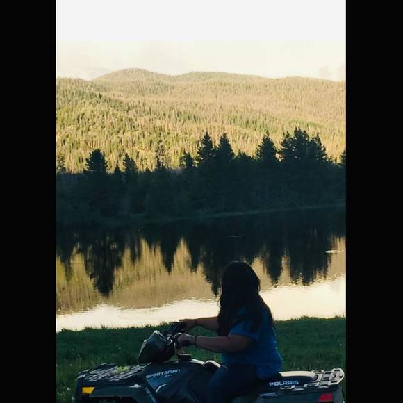 Profile Picture of Bene Wilsted (@wilstedbene) on Poshmark