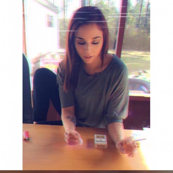 Stephanie Sneden - Poshmark Profile Picture of Stephanie Sneden (@snedens23) on Poshmark