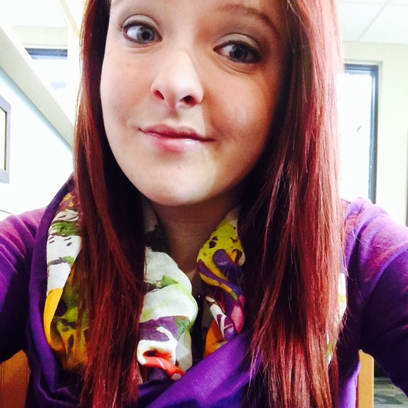 Profile Picture of Paige Potter (@gingybabyyy) on Poshmark