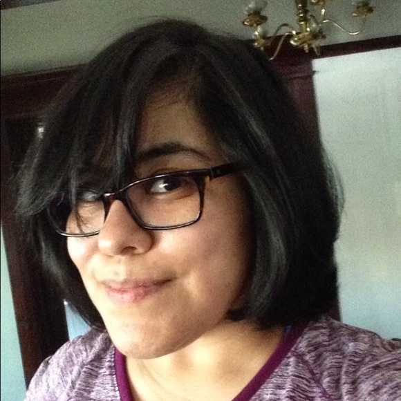 Profile Picture of Jeannette Pedroza (@begvm28) on Poshmark