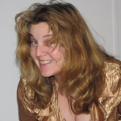 Profile Picture of Mary Birch (@BethAlwaysReads) on Twitter