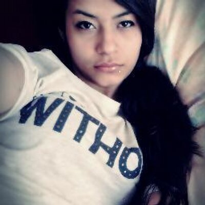 Profile Picture of Beverly Andrade (@Beveerly23) on Twitter