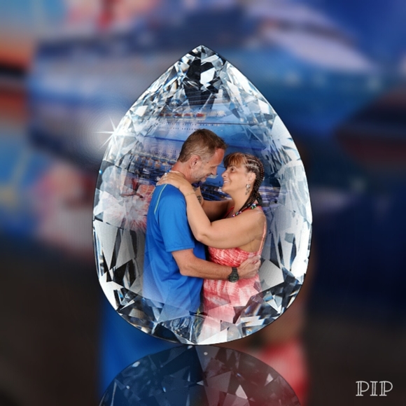 Profile Picture of James Hodge (@jameshodge820) on Poshmark