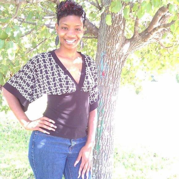 Profile Picture of Kathy Walters (@mickeymouse01) on Poshmark