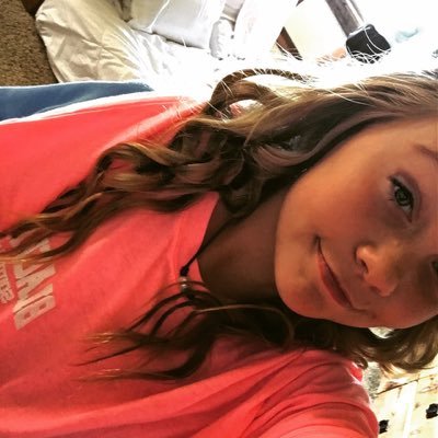 Profile Picture of Ava Neal (@avaeneal) on Twitter
