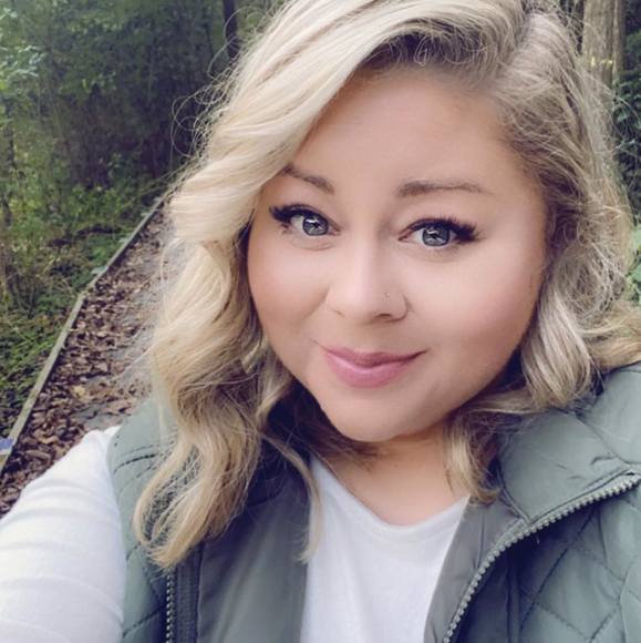 Profile Picture of Stephanie Pawlowski (@pawlowsa) on Poshmark