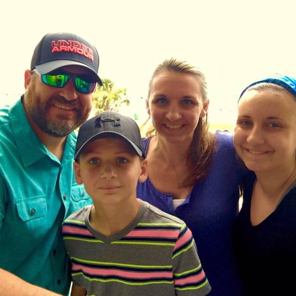 Profile Picture of Rob Stewart (@rjstew317) on Poshmark