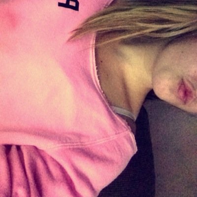 Profile Picture of Saraaaa. ✌ (@HaasisSara) on Twitter