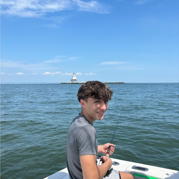 Profile Picture of Katelyn Gibbons (@katelyn_gibbons) on Poshmark