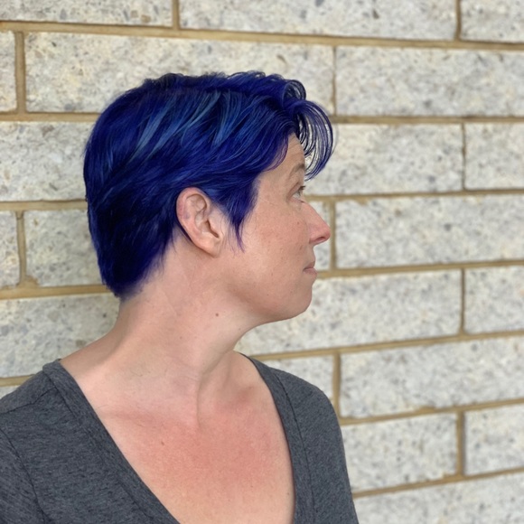 Profile Picture of Kerri Rockefeller (@silkworm76) on Poshmark