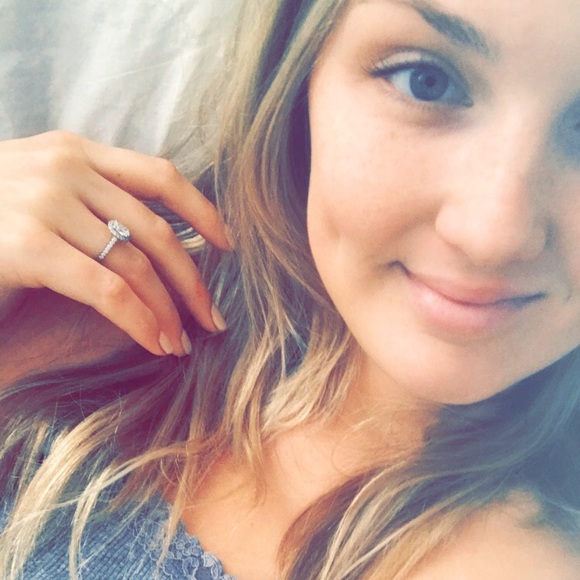 Profile Picture of Nancy Faherty (@nbboston) on Poshmark