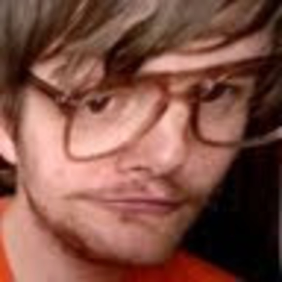 Profile Picture of Nick Faulkner (@nickjfaulkner) on Poshmark