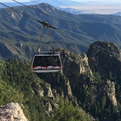 Profile Picture of Daniel Porter (@elwxnino) on Twitter