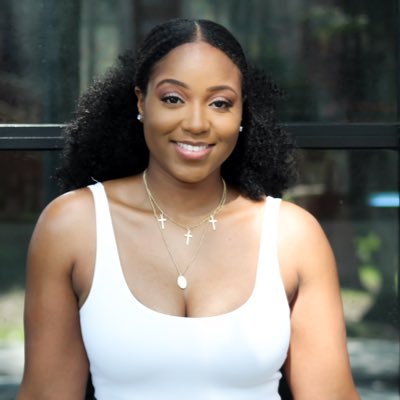 Profile Picture of Robyn Williams (@_RobynYourHeart) on Twitter