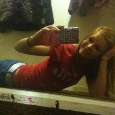 Profile Picture of Erica Wiese (@eriawiese) on Twitter