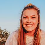 Profile Picture of // julia wheaton // (@julia_wheaton) on Instagram