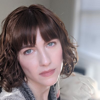 Profile Picture of Inga Annie Wade (@AnnieWadeArt) on Twitter