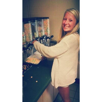 Profile Picture of Julia Pohl (@minniepohl) on Twitter