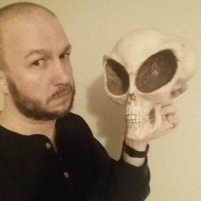 Profile Picture of Chad Roberts (@deathbywedgie) on Twitter