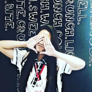 Profile Picture of Dominique Flores (@MariaDominiqueM) on Twitter