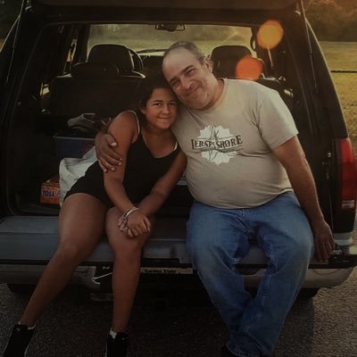 Profile Picture of Marirose Demondo (@roose_elizabeth) on Twitter