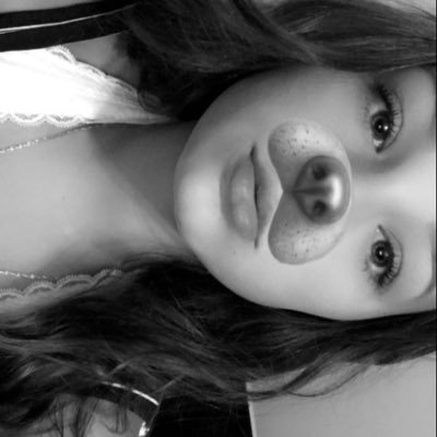 Profile Picture of Savannah Nicole Holloway (@Babygirl_savv) on Twitter