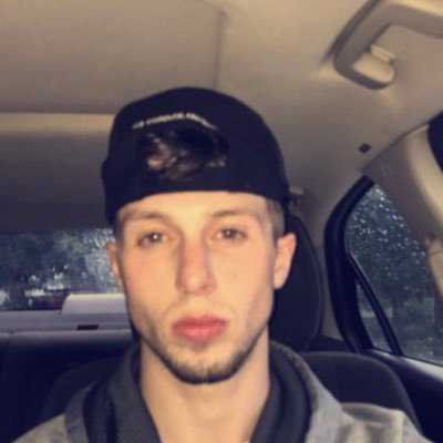 Profile Picture of Caleb Leonard (@cleonard25) on Twitter