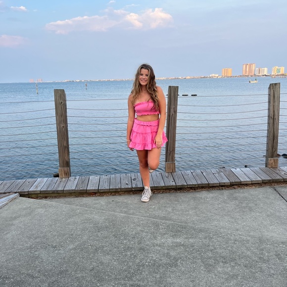 Profile Picture of Katelyn Calloway (@tribecalloway) on Poshmark