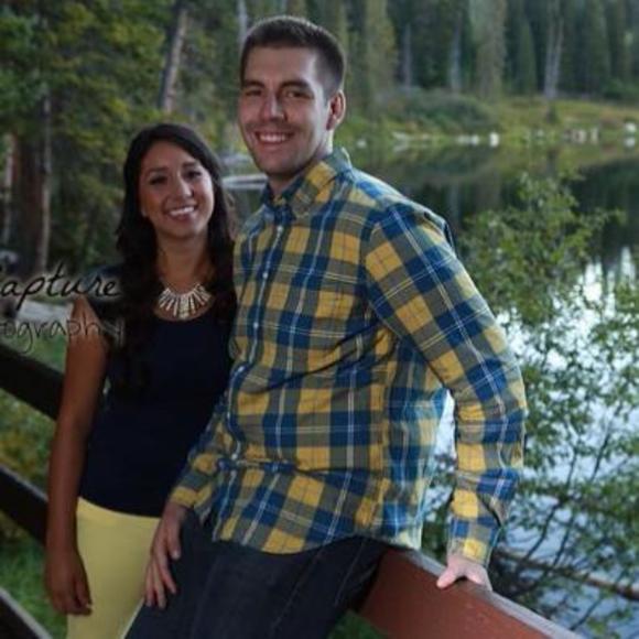 Profile Picture of Travis Qualls (@trq5) on Poshmark