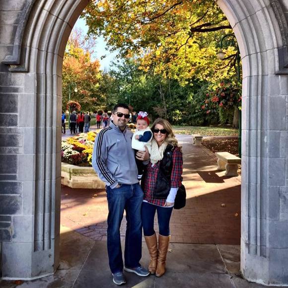 Profile Picture of Katie Fanning detzler (@katiefanning686) on Poshmark