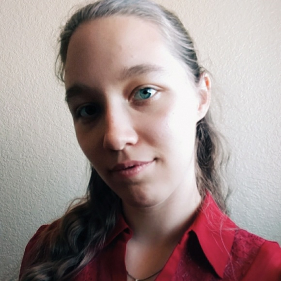 Profile Picture of Jessica Parsons (@jessicalp123) on Poshmark