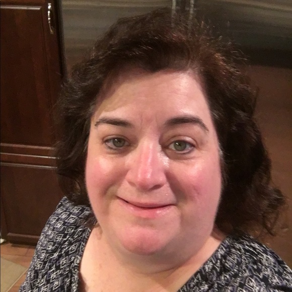 Profile Picture of Judy Rzonca (@judyrzonca) on Poshmark
