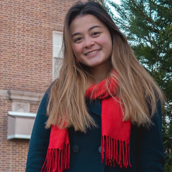 Profile Picture of Crystal Kremer (@crystalleek) on Poshmark