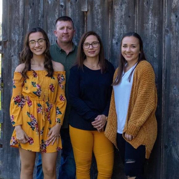 Profile Picture of Tracey Nugent (@nugentracey) on Poshmark