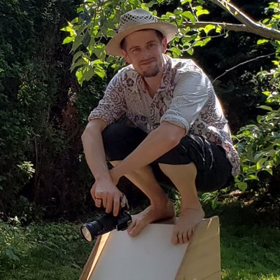 Profile Picture of Robin Clarke (@irreire) on Twitter