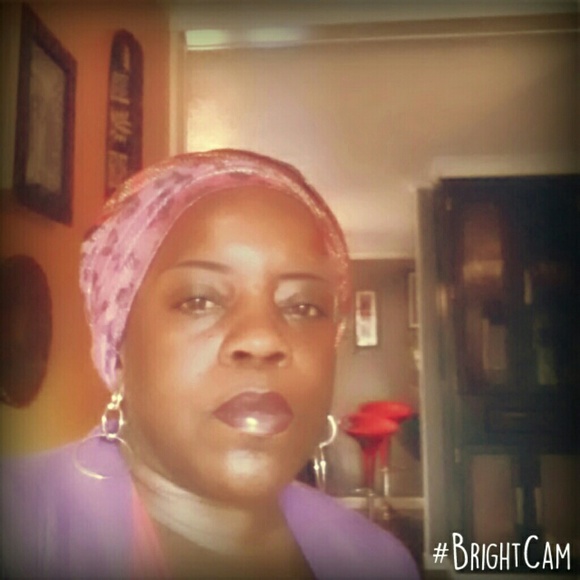 Profile Picture of Carol Benjamin (@1262) on Poshmark