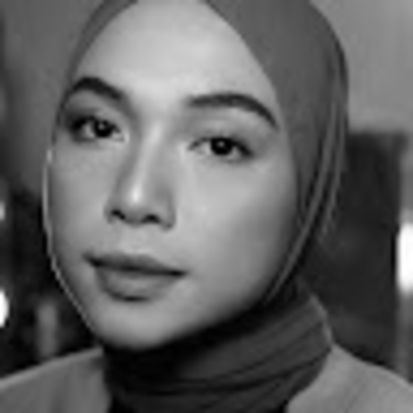 Mutiara Kamila athiyya - Poshmark Profile Picture of Mutiara Kamila athiyya (@mutiarakamila) on Poshmark