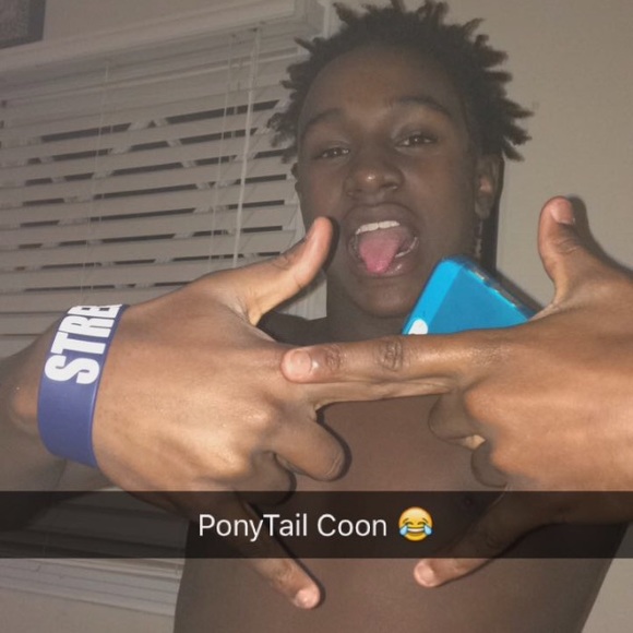 Profile Picture of Anthony Daffin (@daffin12) on Poshmark