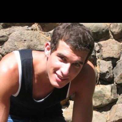 Profile Picture of Dean Sampson (@DeanSampson14) on Twitter