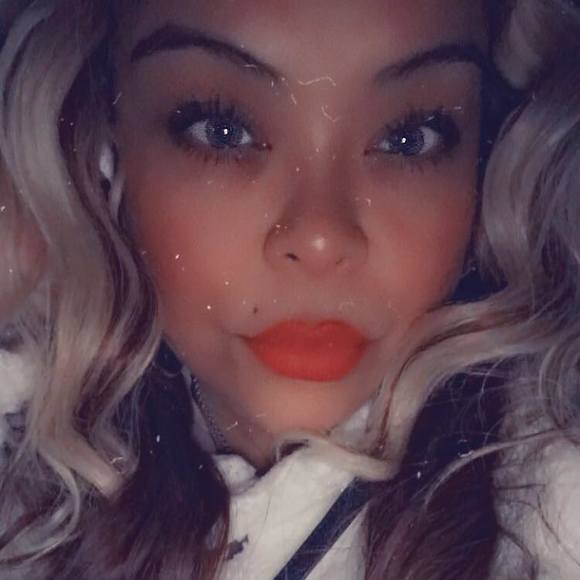 Profile Picture of Lorena Reynoso (@lorerey1) on Poshmark