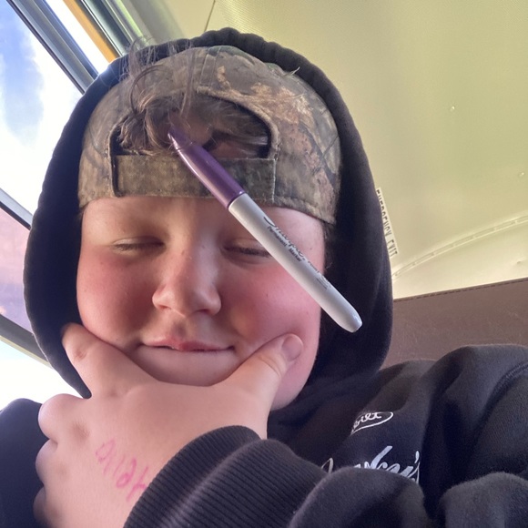 Profile Picture of Jesse Swift (@jesswift625) on Poshmark