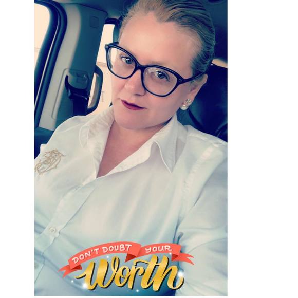 Profile Picture of Claudia Mcdaniel (@mcdaniel76) on Poshmark