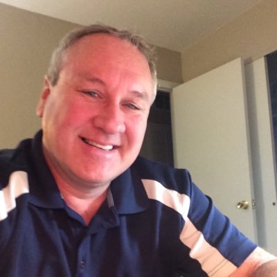 Profile Picture of Brad Locke (@BradfordLocke) on Twitter