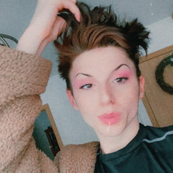 Profile Picture of Trenton Bezemek (@trentonbezemek) on Poshmark