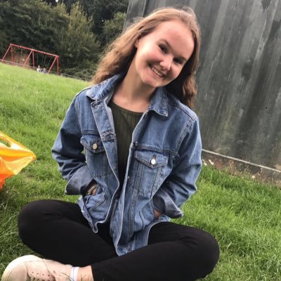 Profile Picture of Elizabeth (@LizAddis0810) on Twitter