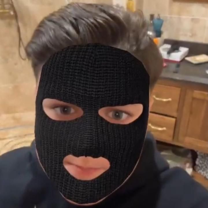 Profile Picture of PeterCarrillo (@candishtcrs) on Tiktok