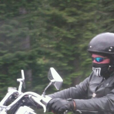 Profile Picture of Ray Sinclair (@mudbogger350) on Twitter